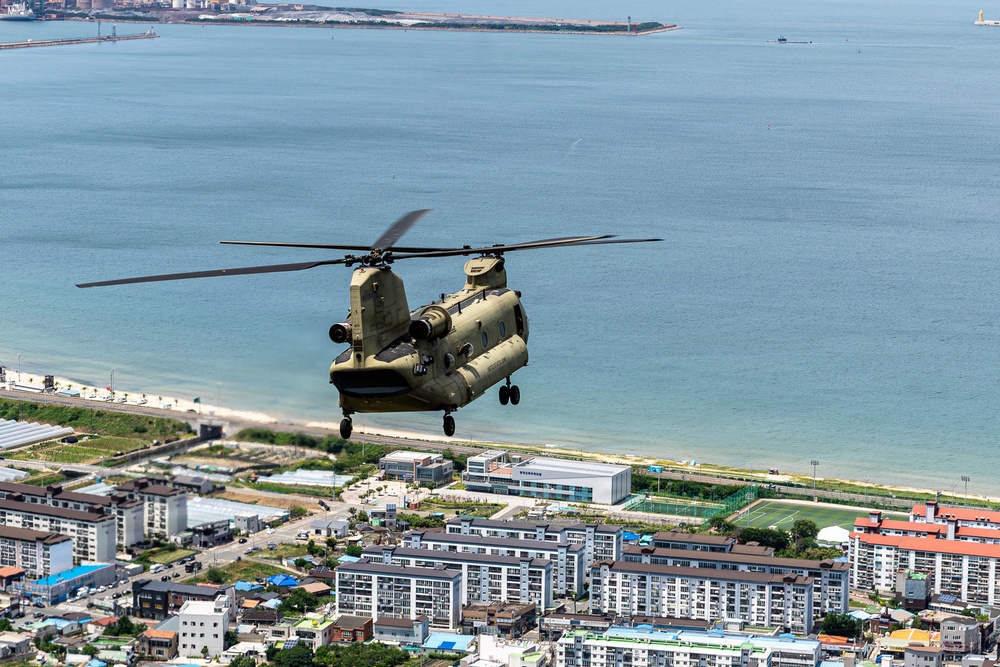 3-2 GSAB Conducts Deck Landing Qualification Training