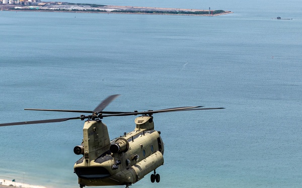 3-2 GSAB Conducts Deck Landing Qualification Training