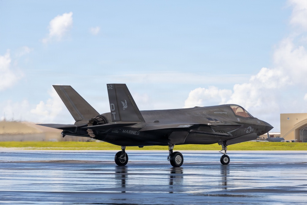 VMFA-242 launches Valiant Shield operations in Guam