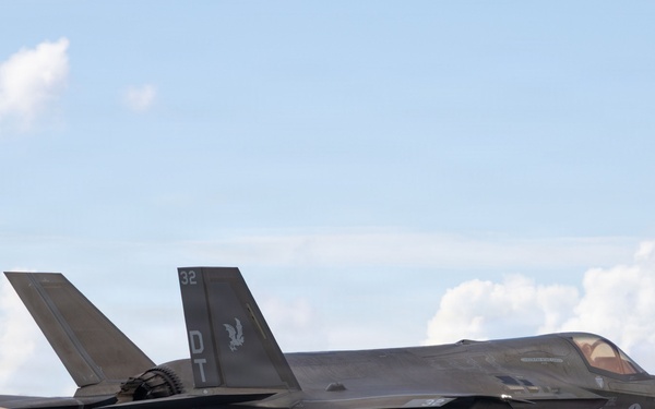 VMFA-242 launches Valiant Shield operations in Guam