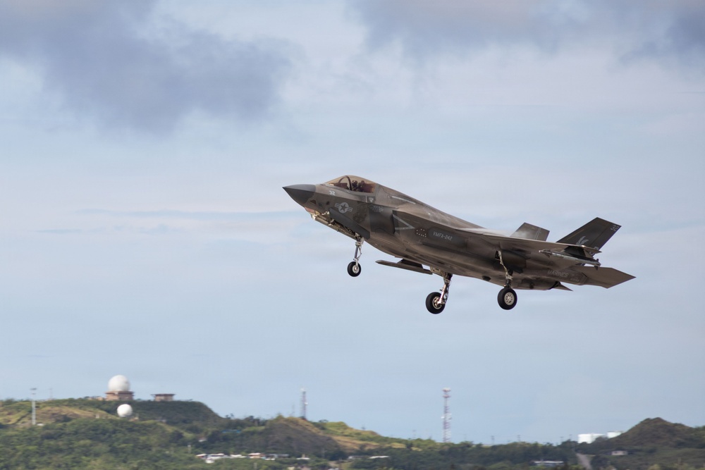 VMFA-242 launches Valiant Shield operations in Guam