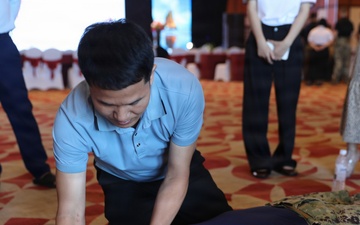 Advanced Life Support/Basic Life Support (ALS/BLS) medical exchange