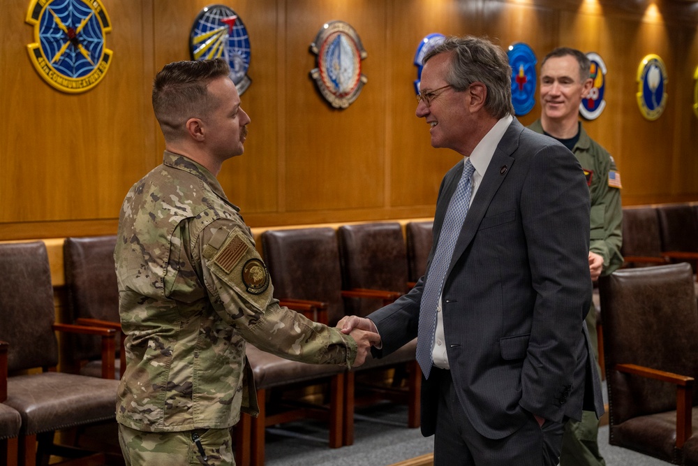 RAFL hosts US Ambassador to the UK, Northern Ireland