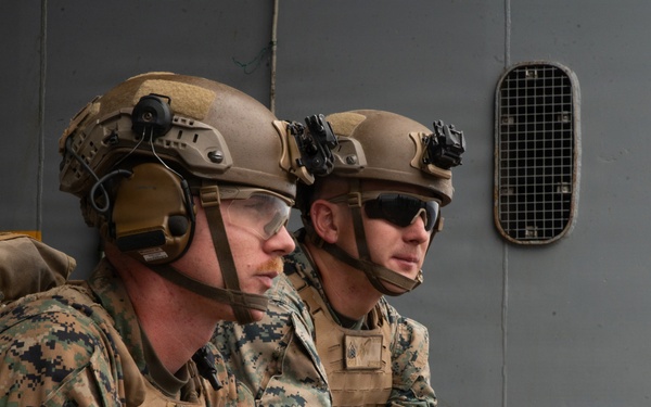 U.S. Marines and Sailors conduct live-fire range aboard USS Essex
