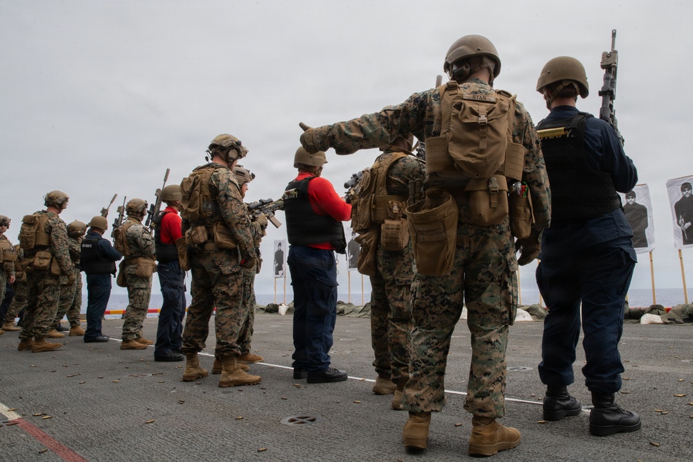 U.S. Marines and Sailors conduct live-fire range aboard USS Essex