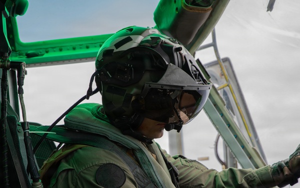 U.S. Marines, Sailors prepare for DATF live-fire exercise aboard USS Essex