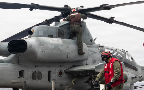U.S. Marines, Sailors prepare for DATF live-fire exercise aboard USS Essex