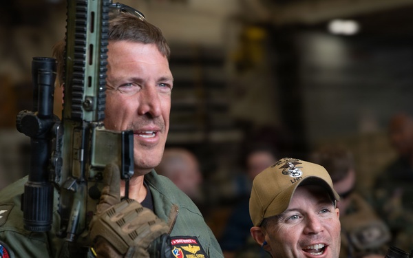 USS Essex; 2nd Bn., 7th Marines leaders participate in live-fire range
