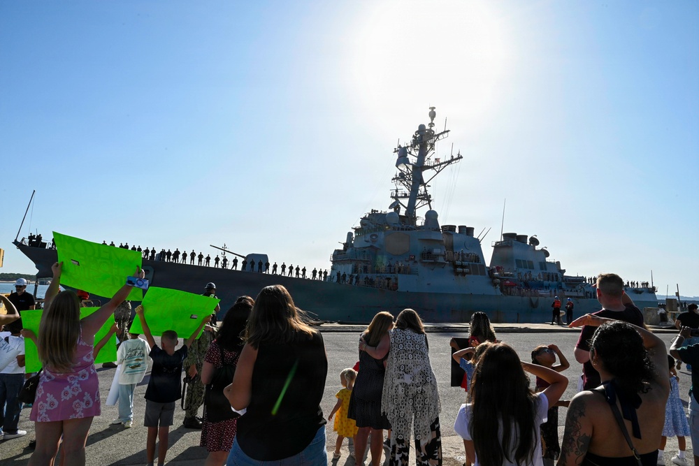 USS Oscar Austin (DDG 79) Returns to NAVSTA Rota