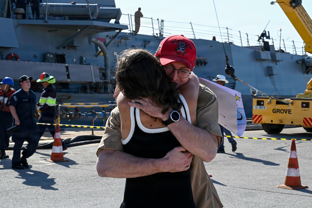 USS Oscar Austin (DDG 79) Returns to NAVSTA Rota