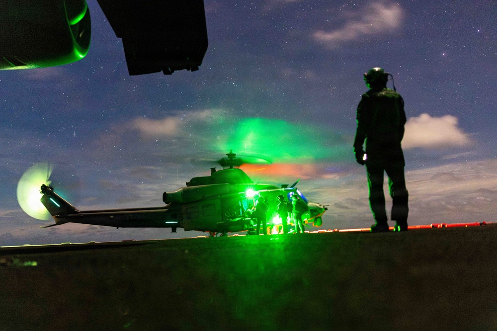 11th MEU Marines, Sailors Conduct Flight Operations Aboard USS Boxer
