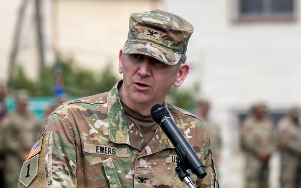 501st Military Intelligence Brigade Change of Command