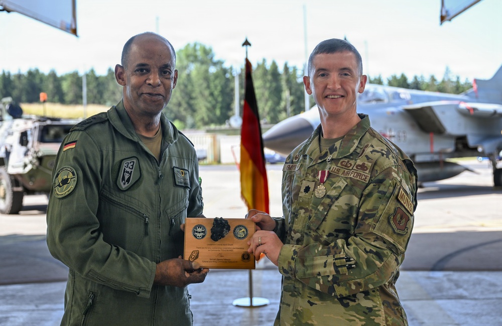 702nd Munitions Support Squadron welcomes new commander