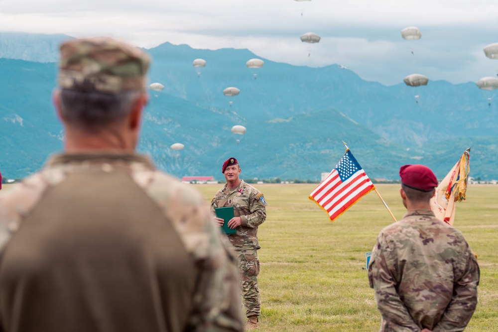 173rd Light Support Battalion Conducts Airborne Operation