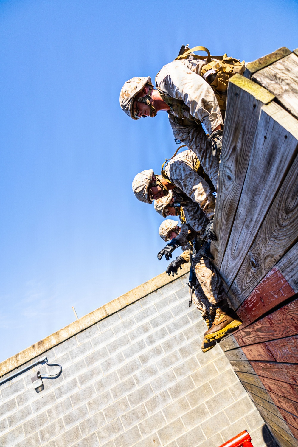 Company A OCC 252 conduct the Leadership Reaction Course