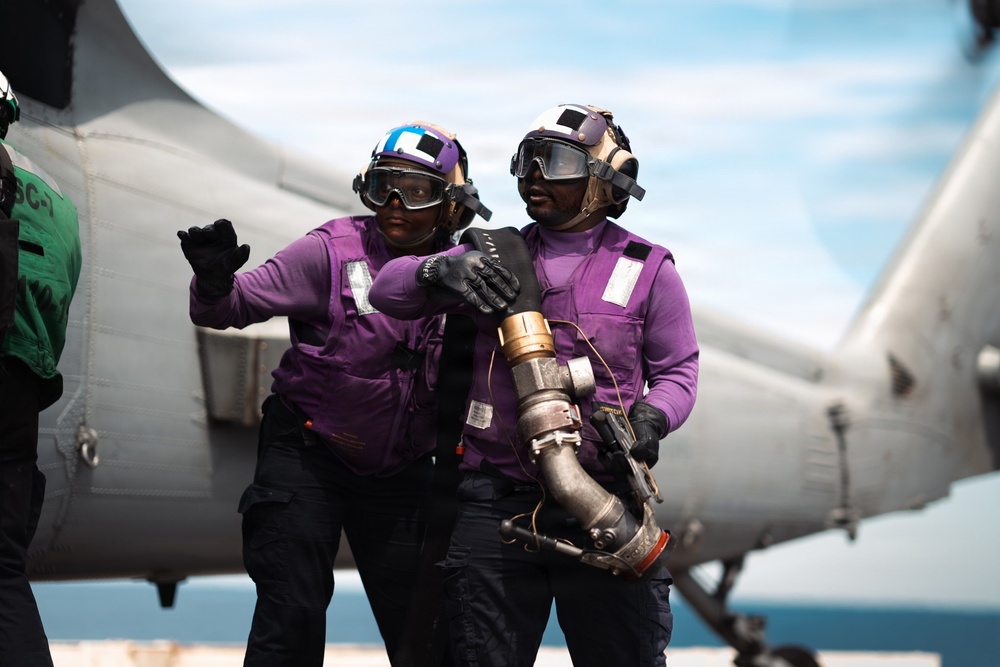 IKE Conducts Carrier Qualifications in Atlantic Ocean