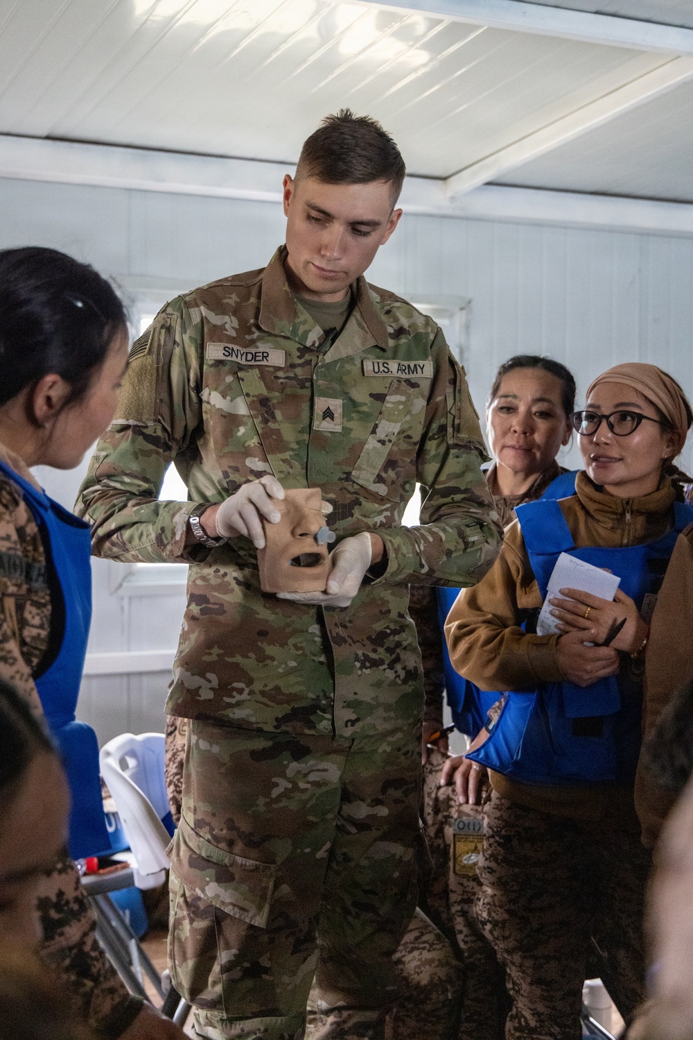 U.S. and Mongolian Soldiers Conduct TCCC Training at Khaan Quest 2026