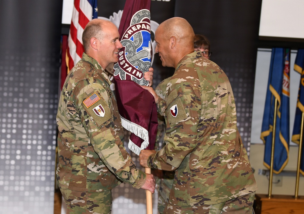 Maxwell passes colors to DeCola