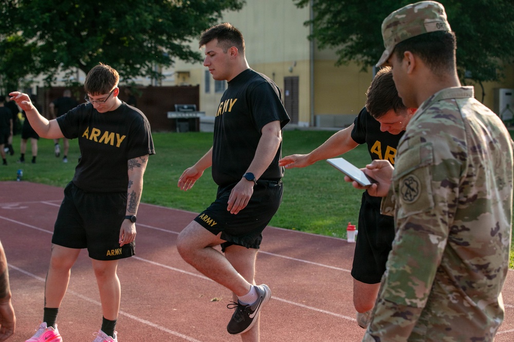 HHC, 207th Military Intelligence Brigade (Theater) conducts historical Women’s Army Corps Physical Fitness Test (WAC) during Army Heritage Month