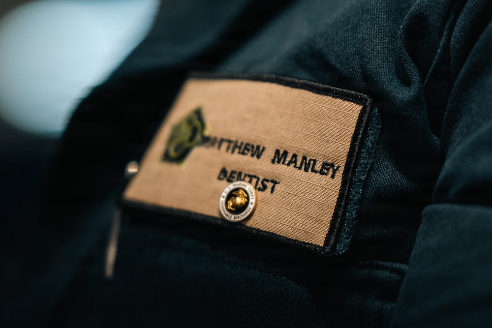 IKE dental surgeon earns warfare pin