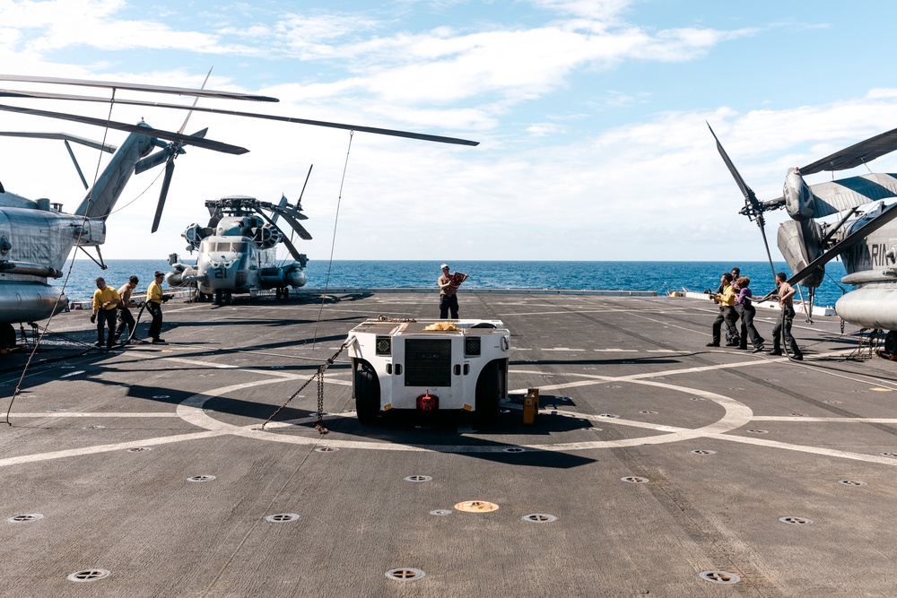 11th MEU Sailors Conduct Firefighting Training Aboard USS Portland