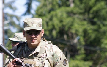 Information Operations exercise kicks off with six mile ruck