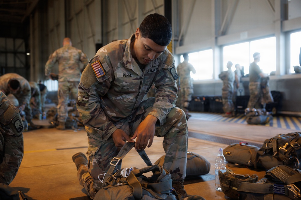 U.S. Paratroopers Conduct Airborne Training