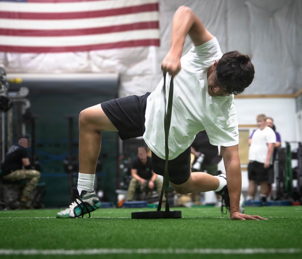 10th SFG (A) Green Berets Conduct High School Team-Building and Leader-Development “Grit” Event