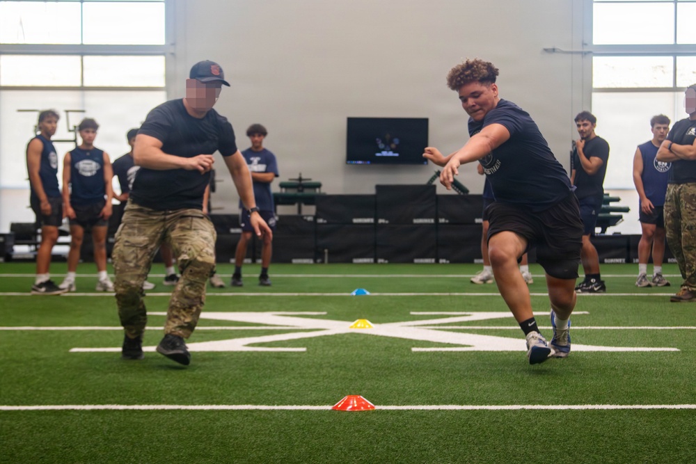 10th SFG (A) Green Berets Conduct High School Team-Building and Leader-Development “Grit” Event