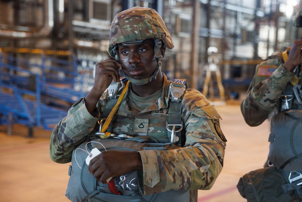 U.S. Paratroopers Conduct Airborne Training