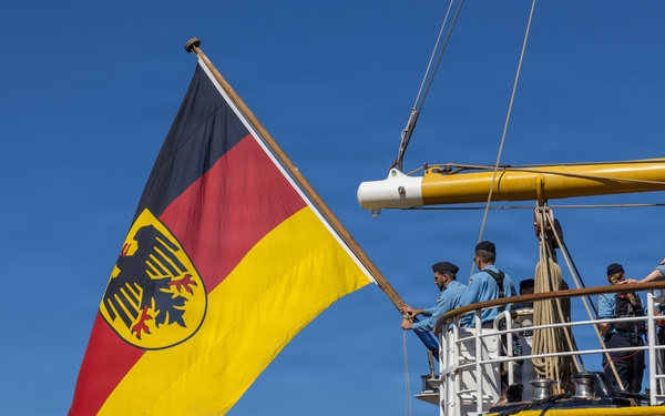 German navy training vessel Gorch Fock arrives at SAIL250 Maryland &amp; Airshow Baltimore