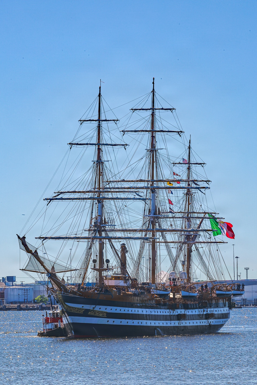 Amerigo Vespucci arrives for SAIL 250 Baltimore