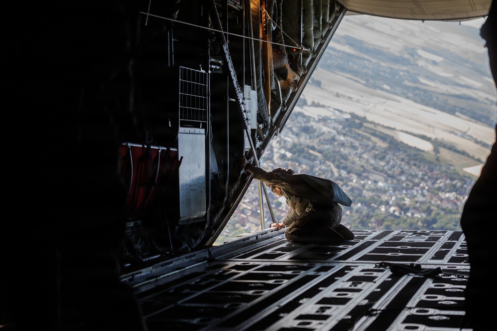 U.S. Paratroopers Conduct Airborne Training