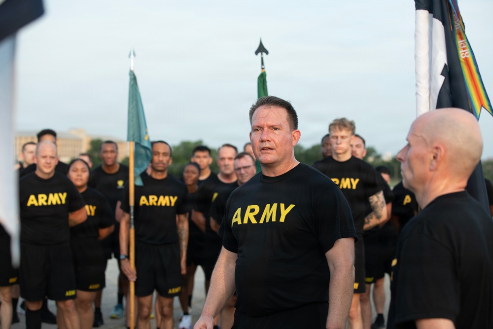 III Armored Corps Conducts Battalion Run