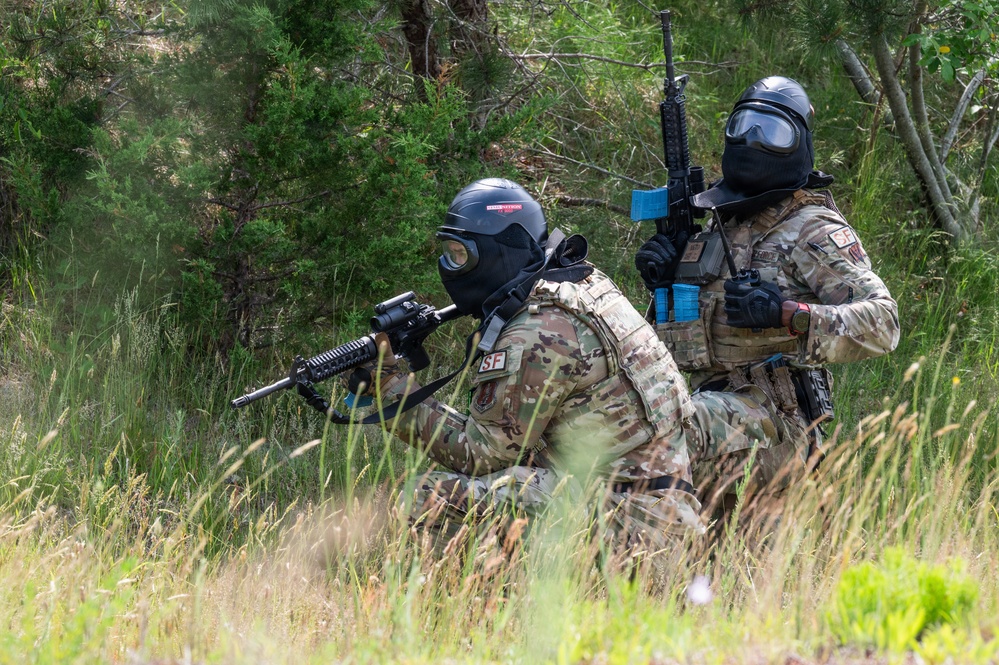 102nd Intelligence Wing tests mission capabilities during combat readiness inspection