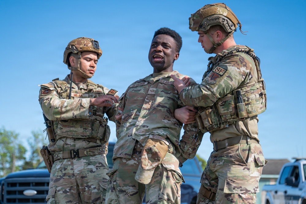 102nd Intelligence Wing tests mission capabilities during combat readiness inspection