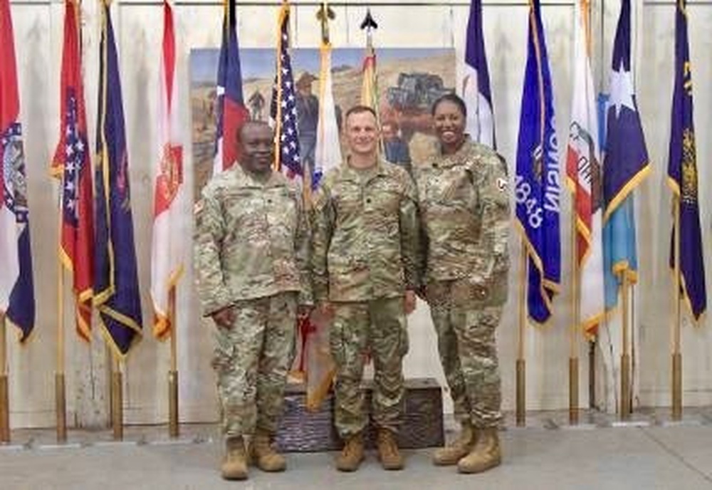 923rd Contracting Battalion welcomes a new commander