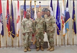 923rd Contracting Battalion welcomes a new commander