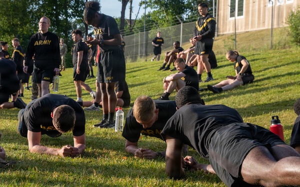 Regimental Observer/Controller Troop Army Fitness Test