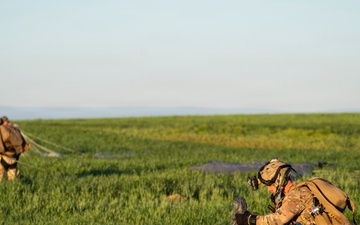 Special Tactics Airmen Complete Jumps in Pendleton, OR