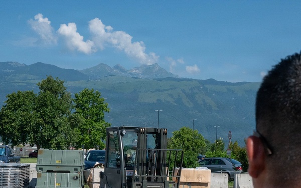 161st Logistics Readiness Squadron Ground Transportation Specialist Conducts Forklift Training at Aviano Air Base