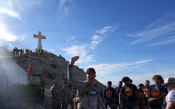 UTEP’s Scotty Walden delivers powerful message atop Mt. Cristo Rey