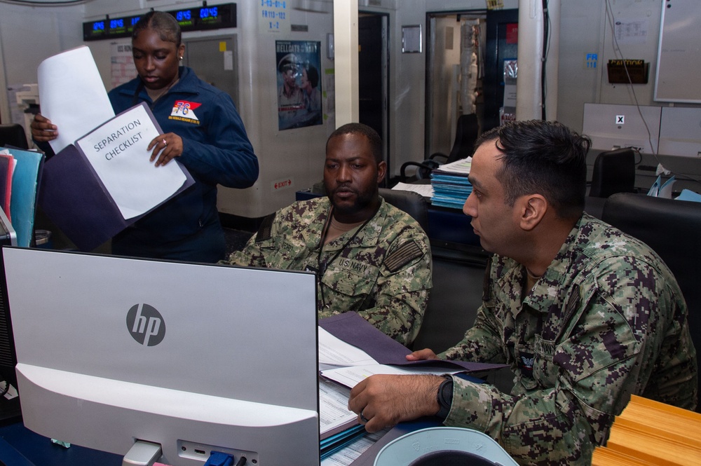Ronald Reagan Sailors And Government Contractors Get Results.