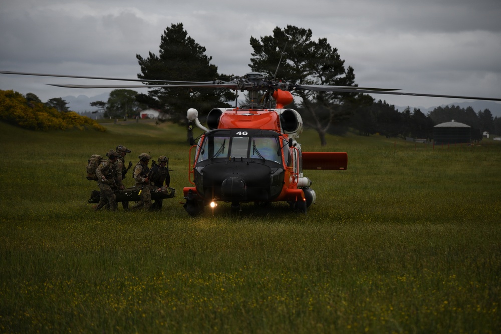 Air Force Special Tactics Airmen Complete Field Training in Warrenton, OR