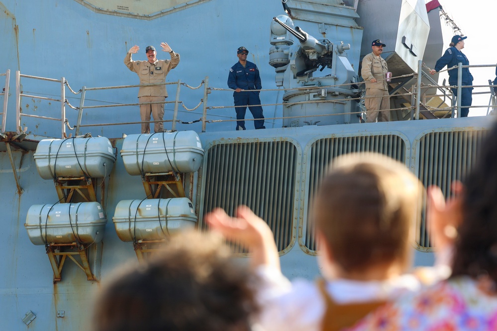 USS Oscar Austin (DDG 79) Returns to homeport in Rota