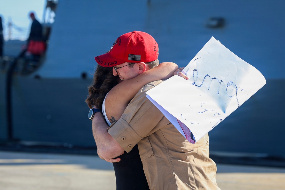 USS Oscar Austin (DDG 79) Returns to homeport in Rota