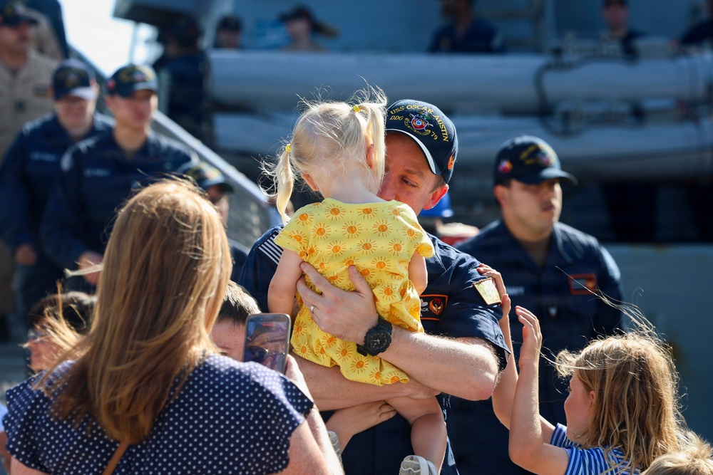 USS Oscar Austin (DDG 79) Returns to homeport in Rota