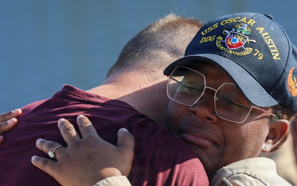 USS Oscar Austin (DDG 79) Returns to homeport in Rota