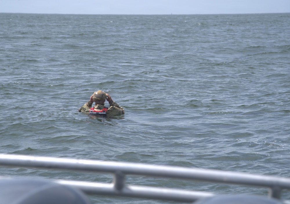 Air Force Special Tactics Airmen Complete Field Training in Warrenton, OR