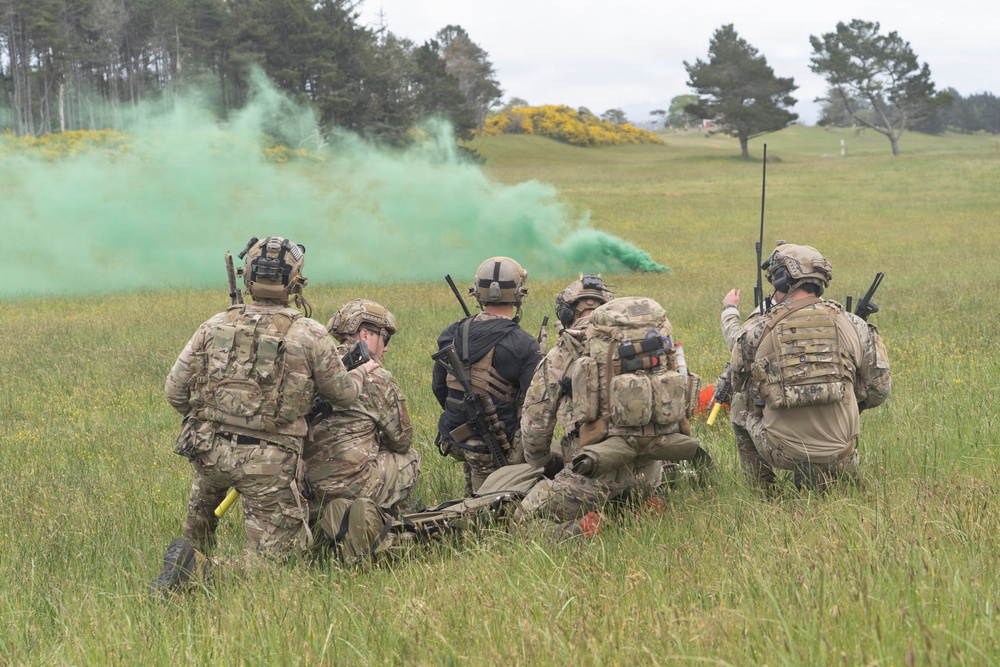 Air Force Special Tactics Airmen Complete Field Training in Warrenton, OR